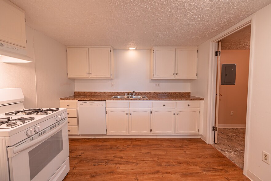 More Photos Of 545 Goucher St, Johnstown Apartments For Sale