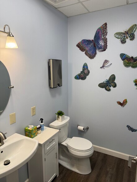 More Photos Of 1934 N Druid Hills Rd NE, Atlanta Office For Sale