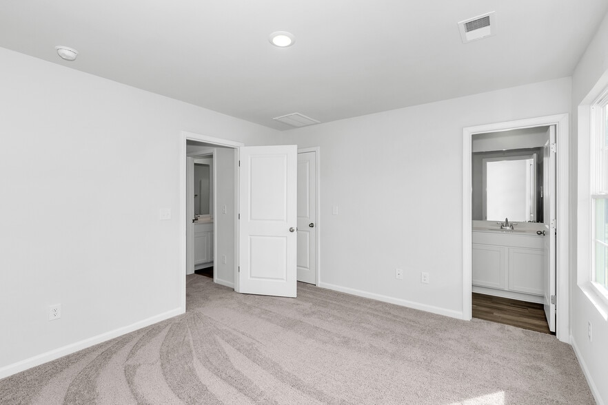 More Photos Of , Pendleton Multifamily For Sale