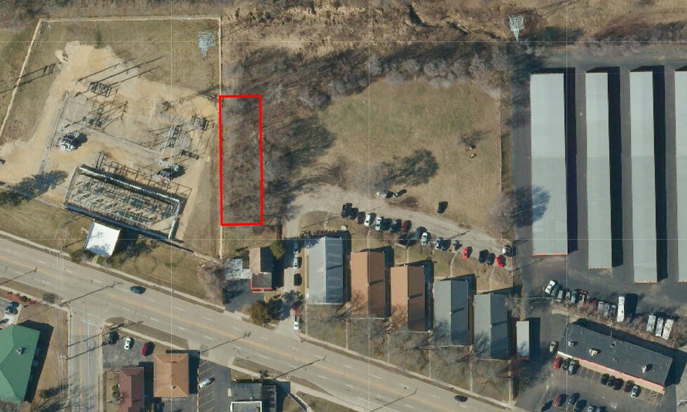 More Photos Of 3000 Charles St, Rockford Self Storage For Sale