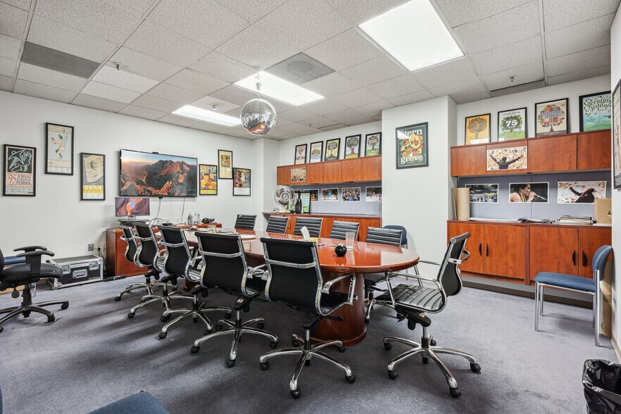 More Photos Of 832 Folsom St, San Francisco Office For Lease