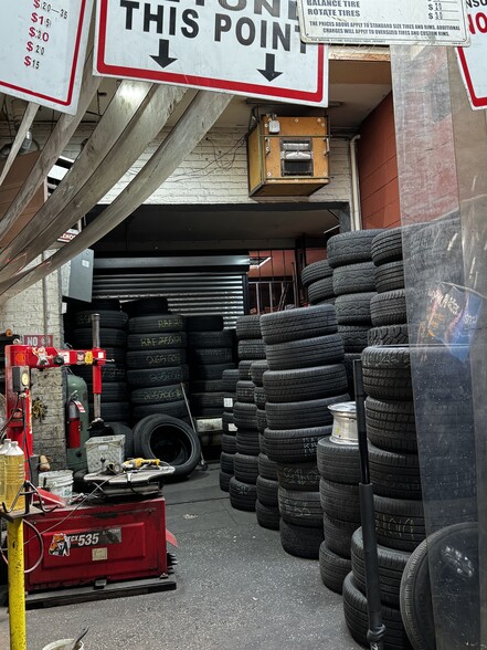 More Photos Of 4505 102nd St, Corona Industrial For Sale