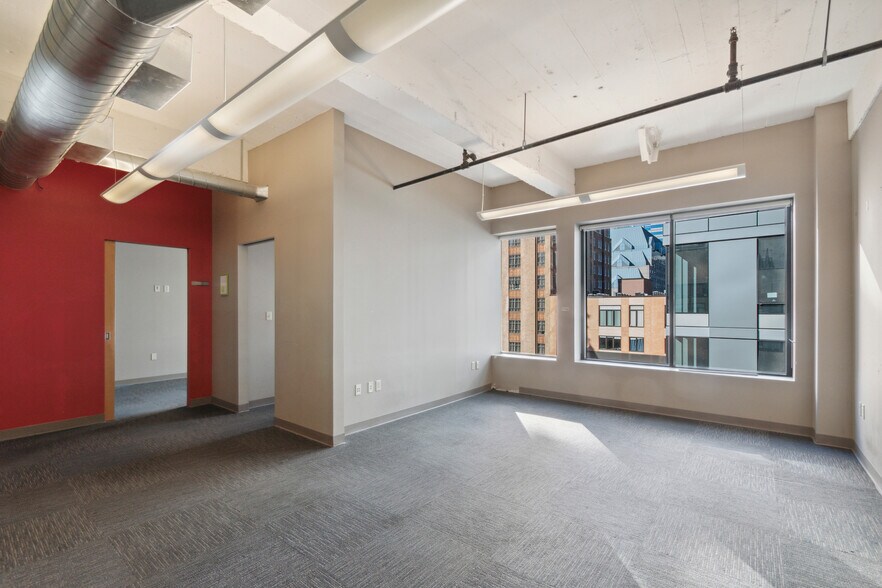 More Photos Of 1619 Walnut St, Philadelphia Office For Lease
