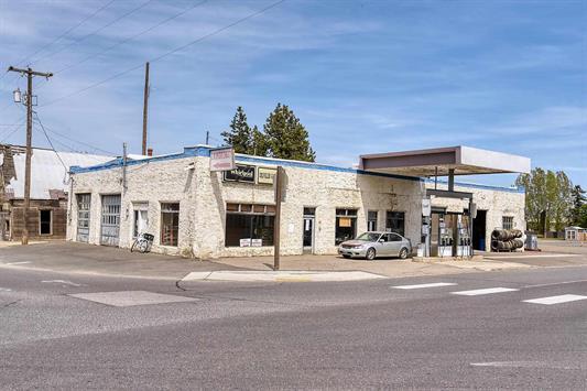 More Photos Of 110 E Broadway Ave, Reardan Service Station For Sale