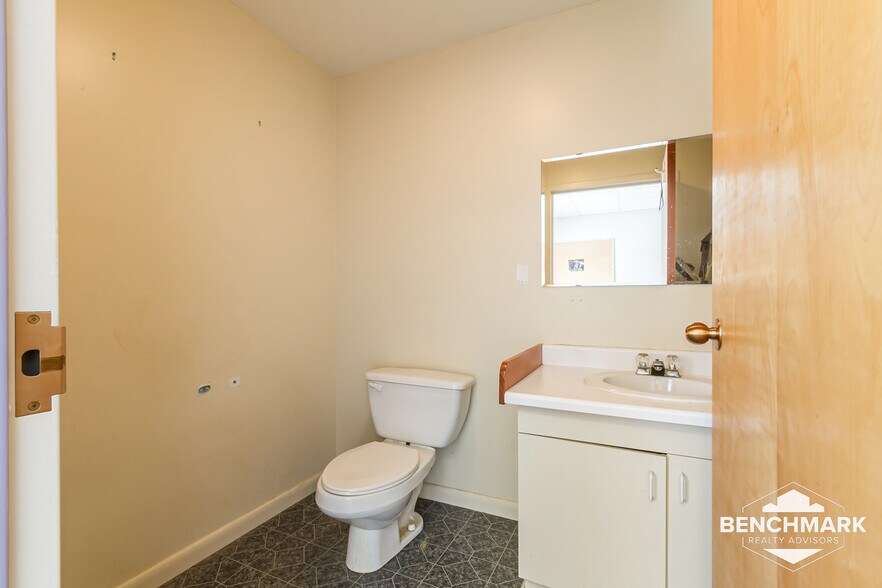 More Photos Of 199 Parrish St, Canandaigua Medical For Sale