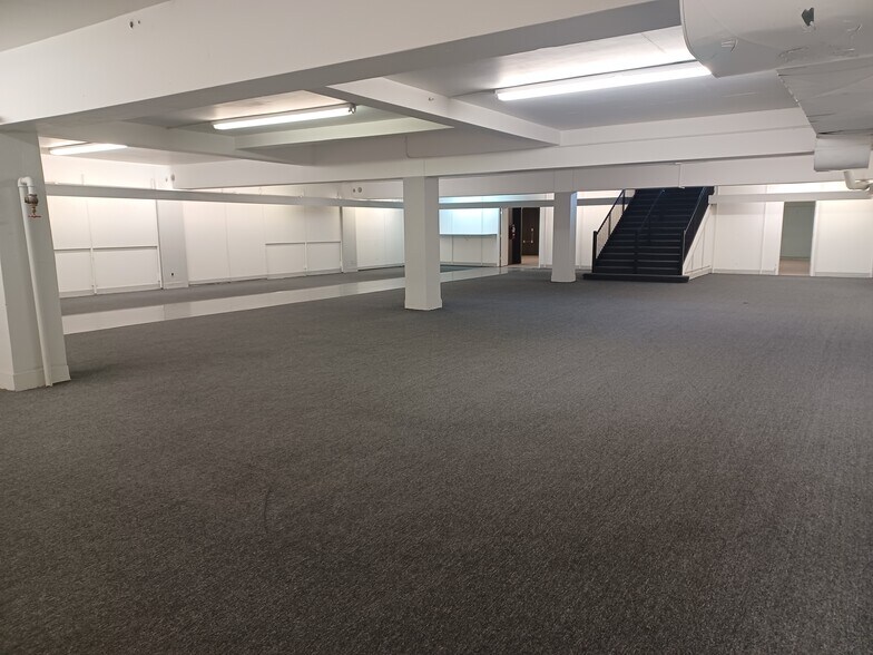 More Photos Of 724 Laurel St, Brainerd General Retail For Lease