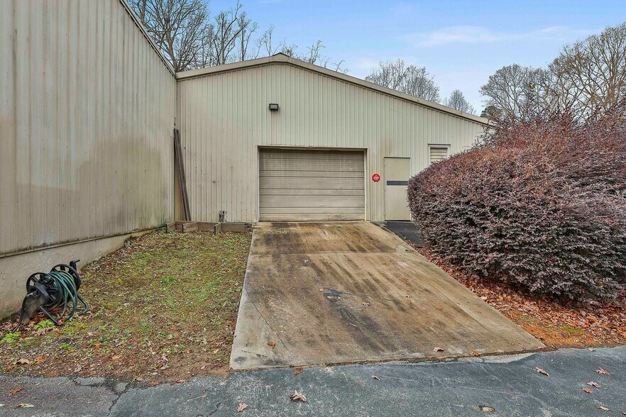 More Photos Of , Peachtree City Unknown For Sale