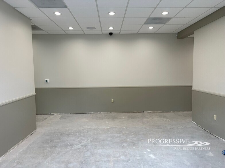 More Photos Of 9588 Baseline Rd, Rancho Cucamonga Storefront Retail Office For Lease