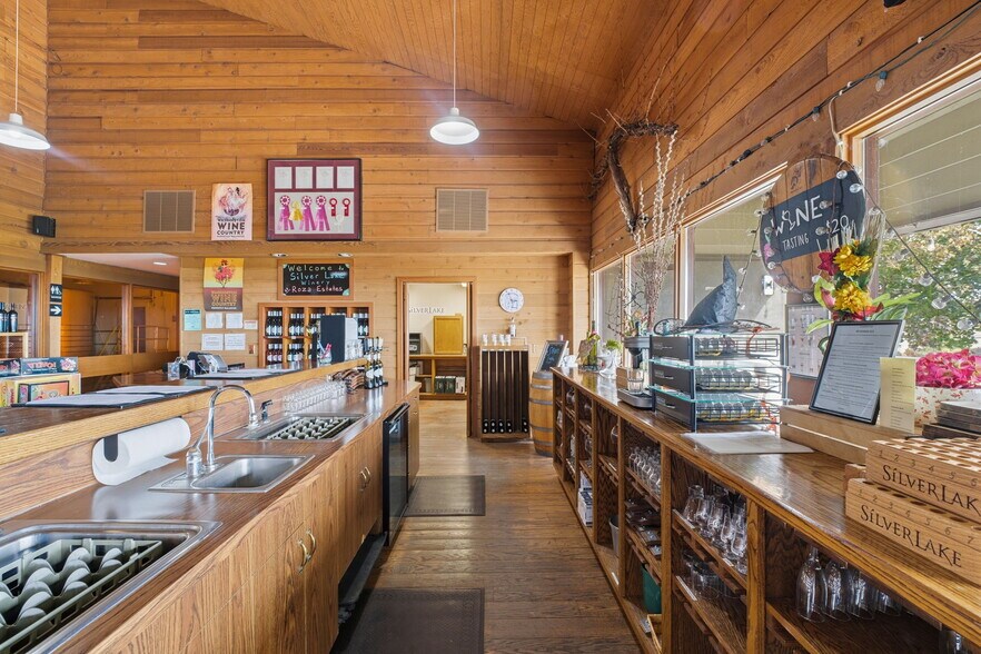 More Photos Of 1500 Vintage Rd, Zillah Winery Vineyard For Sale