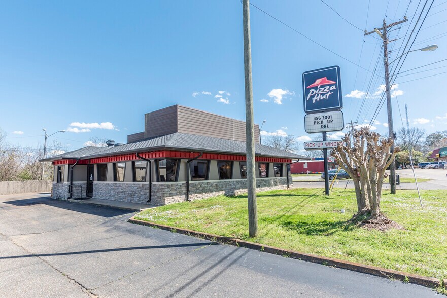 More Photos Of 702 N Jackson St, Houston Fast Food For Sale