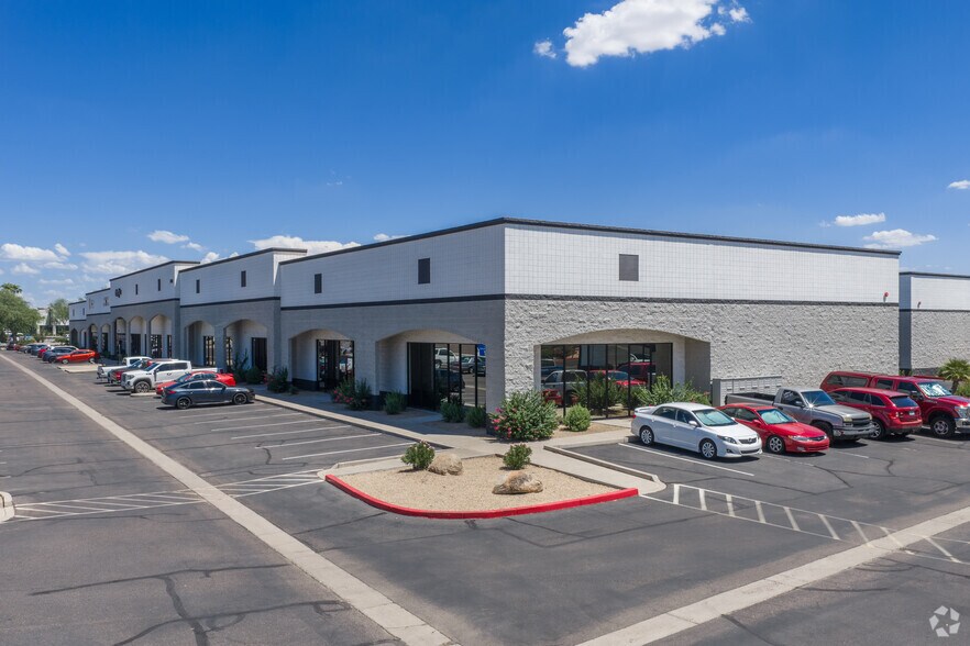Primary Photo Of 7143 E Southern Ave, Mesa Showroom For Lease