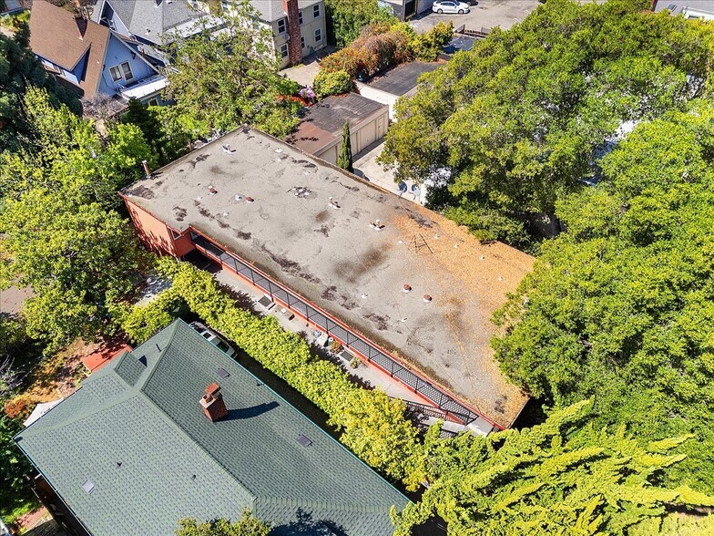 More Photos Of 31 Croxton Ave, Oakland Apartments For Sale