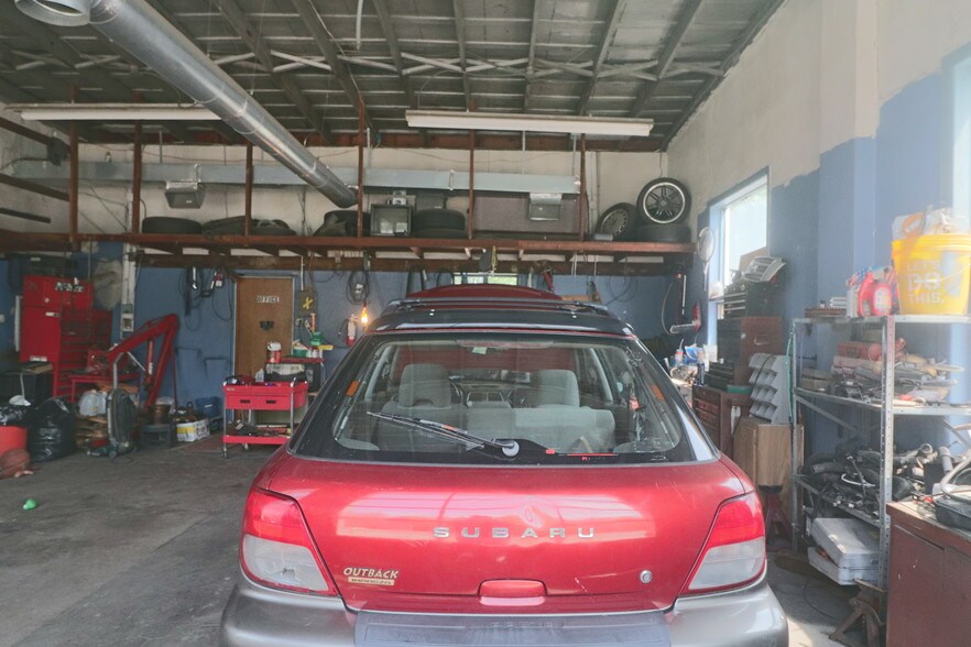 More Photos Of 1335 Harding Hwy, Richland Auto Repair For Sale
