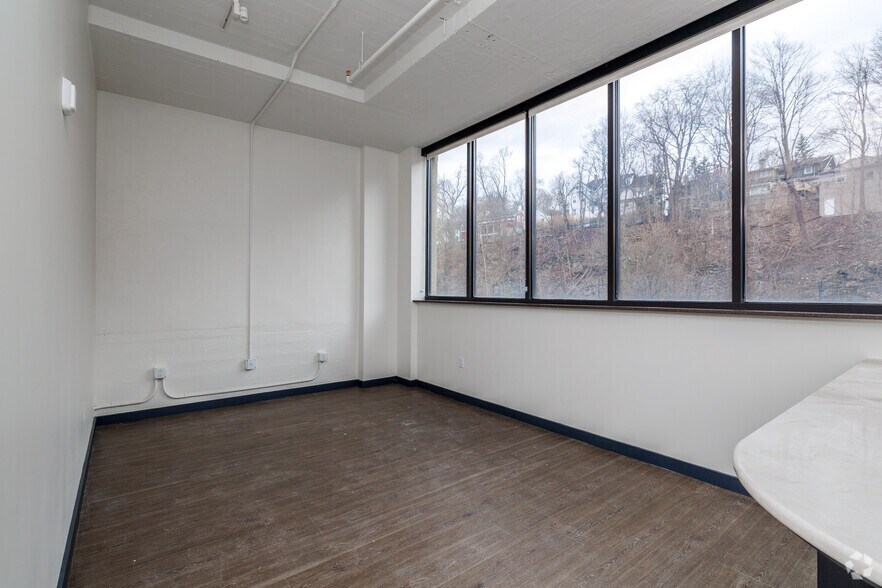 More Photos Of 401 E State St, Ithaca Apartments For Lease