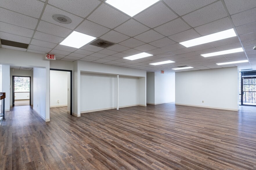 More Photos Of 11420 Johns Creek Pky, Duluth Office For Lease