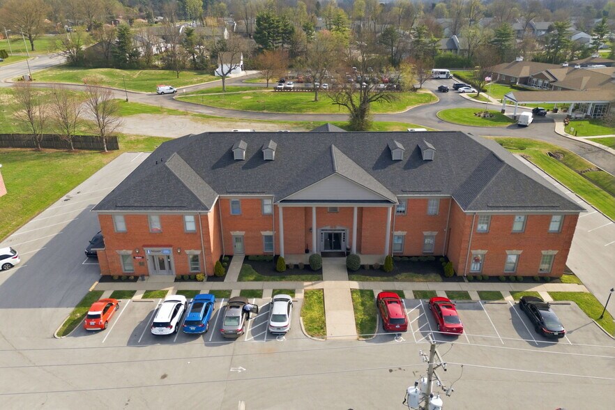 More Photos Of 1313 Lyndon Ln, Louisville Office For Sale
