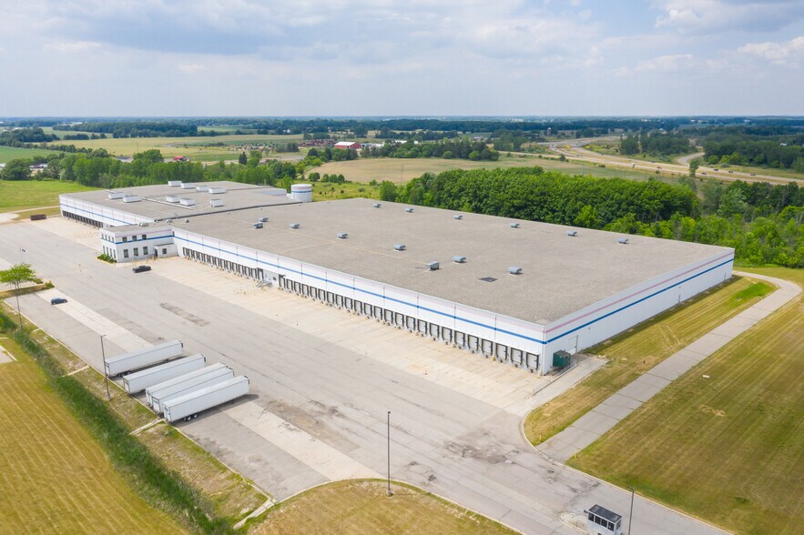 More Photos Of 1701 Technical Dr, Saint Johns Refrigeration Cold Storage For Lease