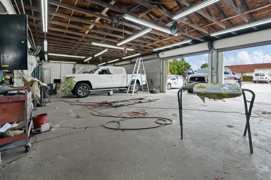 More Photos Of 4950 72nd Ave N, Pinellas Park Auto Repair For Sale