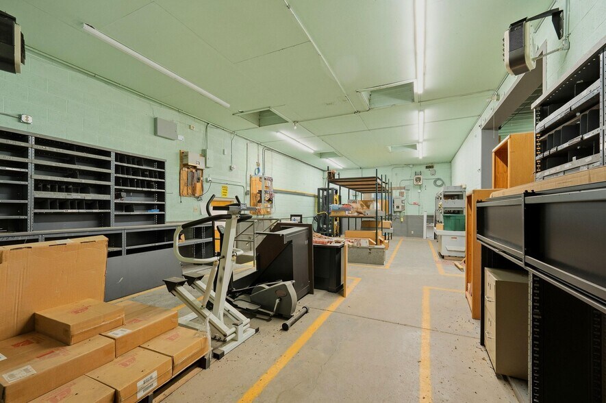 More Photos Of 1930 E Main St, Trinidad Office For Sale