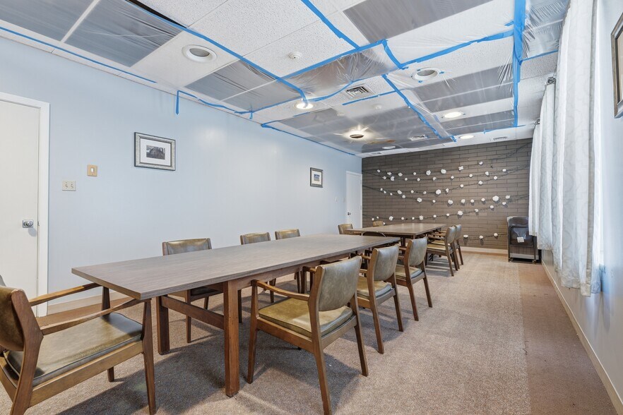 More Photos Of 55 Curtis St, New Britain Freestanding For Sale