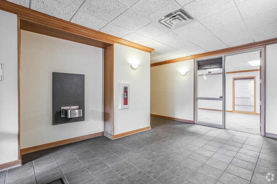 More Photos Of 3000 S Berry Rd, Norman Medical For Sale