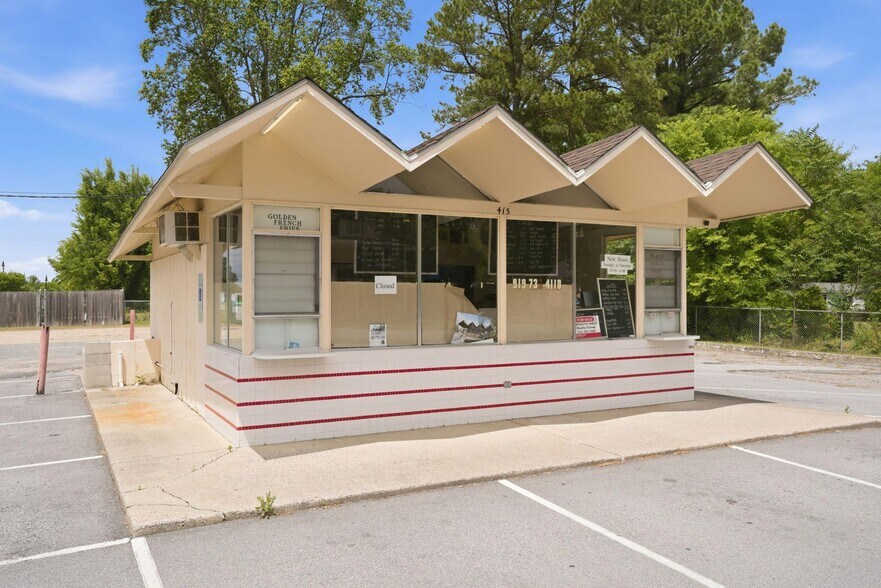 More Photos Of 415 S John St, Goldsboro Restaurant For Sale