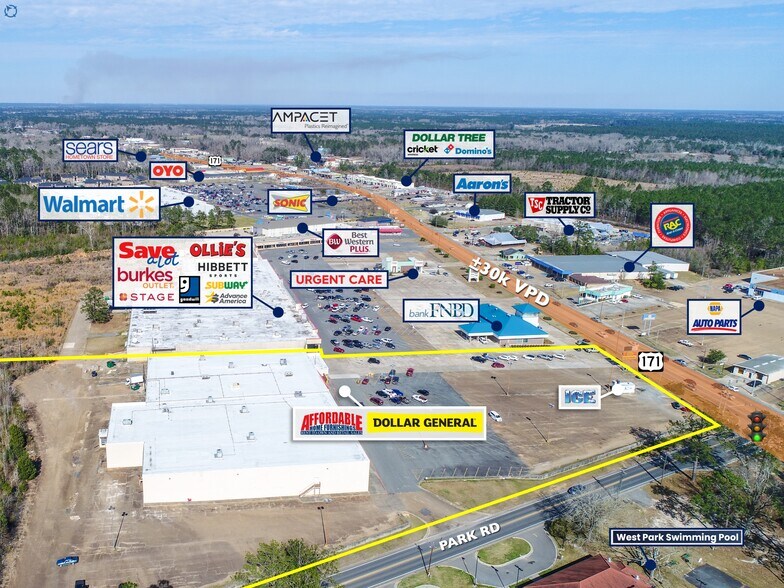 More Photos Of 1005 N Pine St, Deridder General Retail For Lease