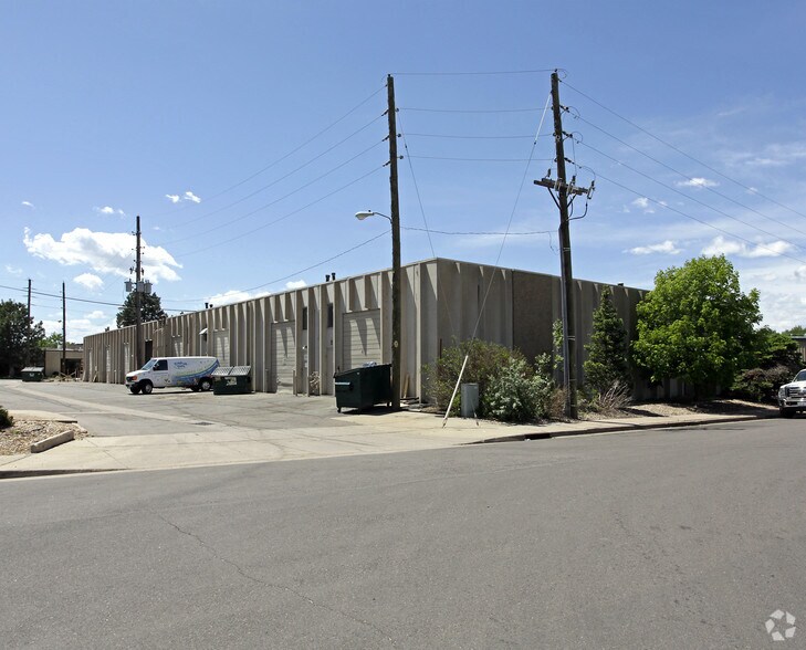 More Photos Of 1900 S Quince St, Denver Warehouse For Lease