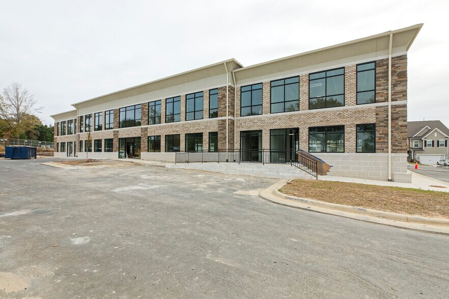 More Photos Of 500 Wayland Grove Ln, Apex Office For Sale