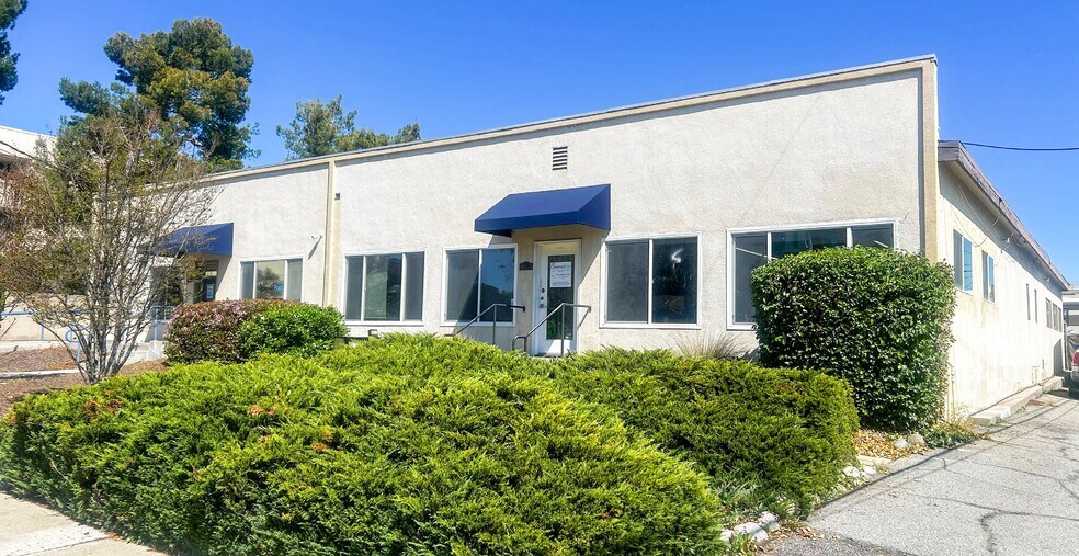 Primary Photo Of 108 Olive St, Claremont Warehouse For Sale