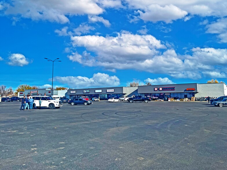 More Photos Of 1016-1120 S Lincoln Ave, Jerome General Retail For Lease