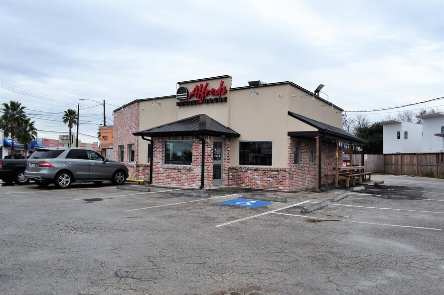 More Photos Of 723 Telephone Rd, Houston Restaurant For Sale