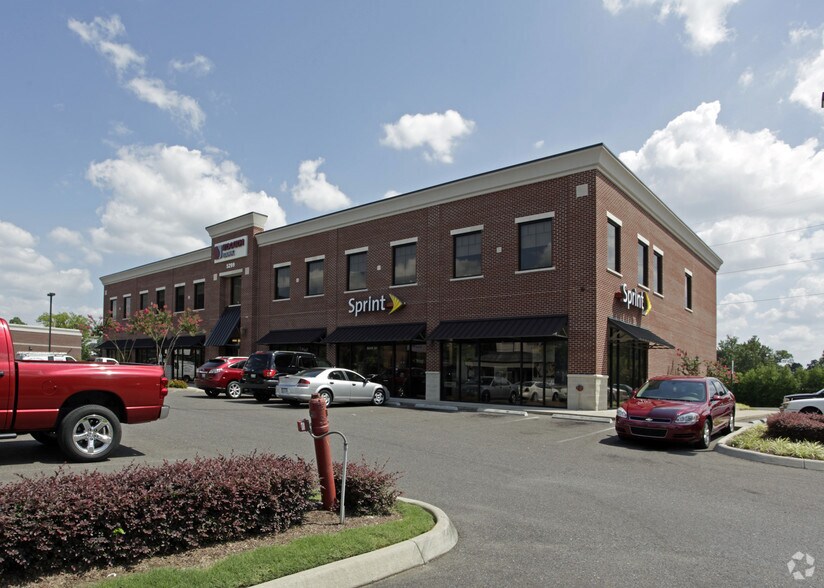 More Photos Of 5299 Poplar Ave, Memphis Freestanding For Lease