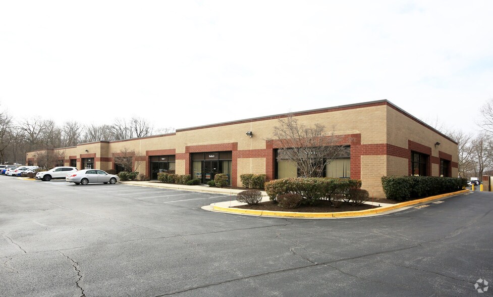More Photos Of 2141 Priest Bridge Dr, Crofton Light Manufacturing For Lease