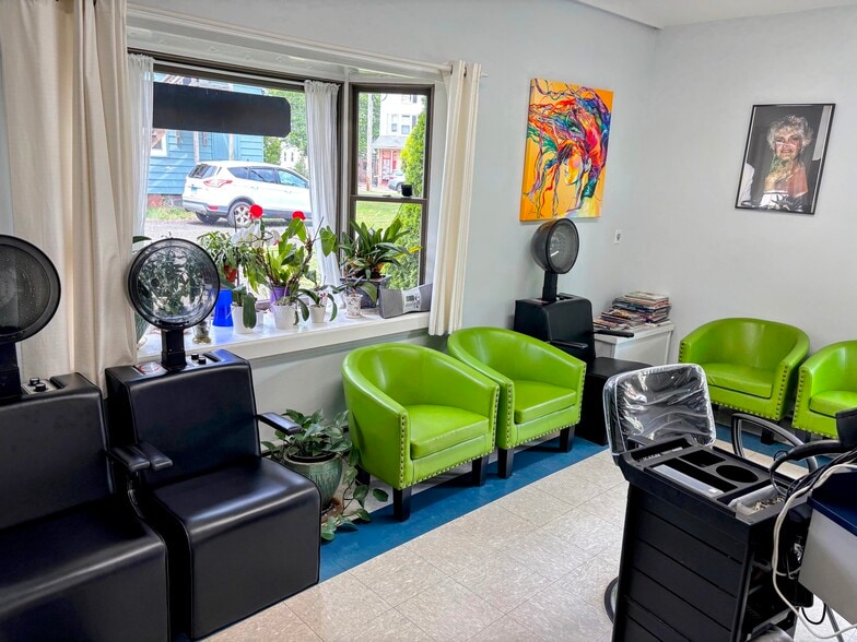 More Photos Of 171 Main St, Deep River Storefront Retail Residential For Lease