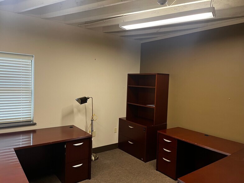 More Photos Of 5 Kitchen Pl, Asheville Office For Lease