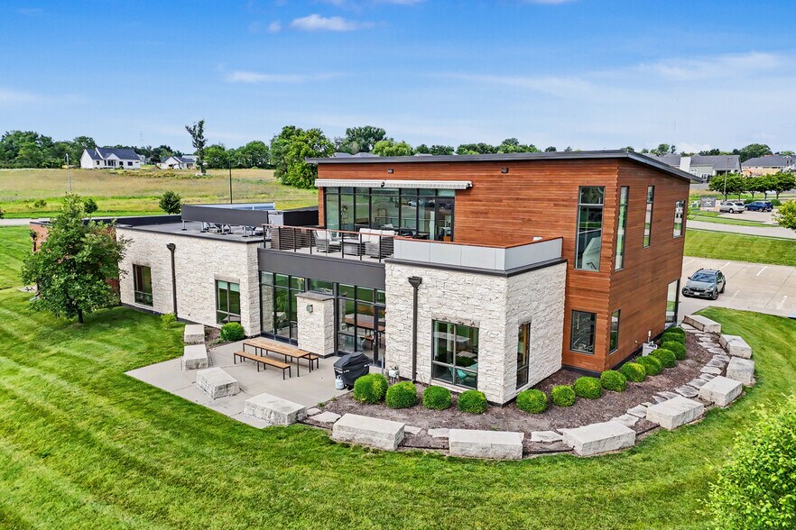 More Photos Of 8831 Windsor Pky, Johnston Office Residential For Sale