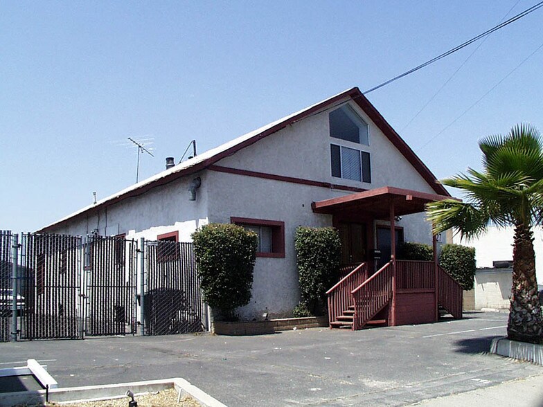 More Photos Of 127 N Manchester Ave, Anaheim Contractor Storage Yard For Lease