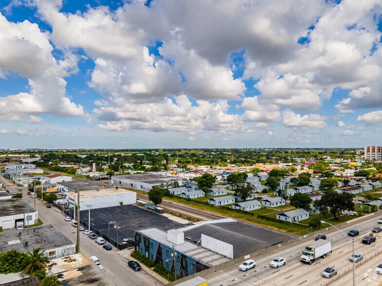 More Photos Of 551 NW 72nd St, Miami Warehouse For Sale