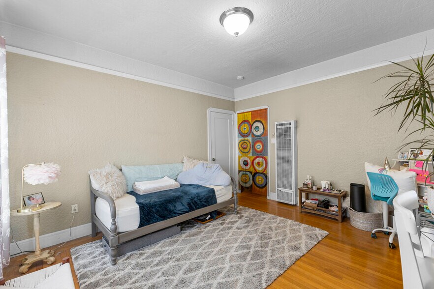 More Photos Of 2900 Barrett Ave, Richmond Multifamily For Sale