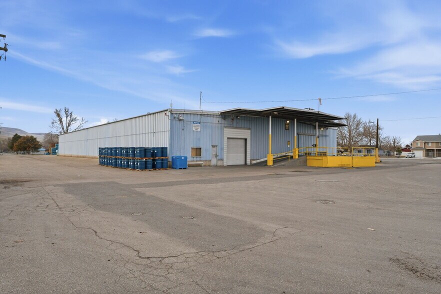 Primary Photo Of 505 6th St, Prosser Food Processing For Lease