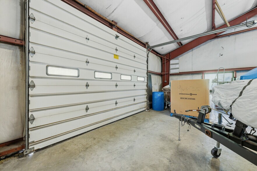 More Photos Of 490 Fort Martin Rd, Maidsville Flex For Sale