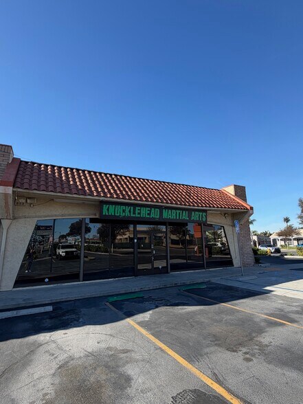 More Photos Of 16310-16316 Whittier Blvd, Whittier General Retail For Lease