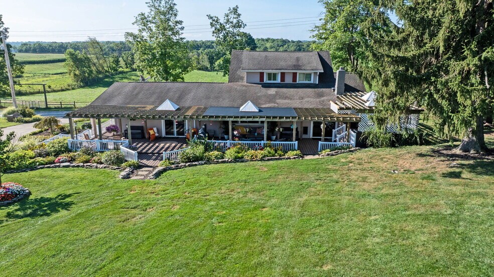More Photos Of 5643 Yankee St, Fredericktown Specialty For Sale