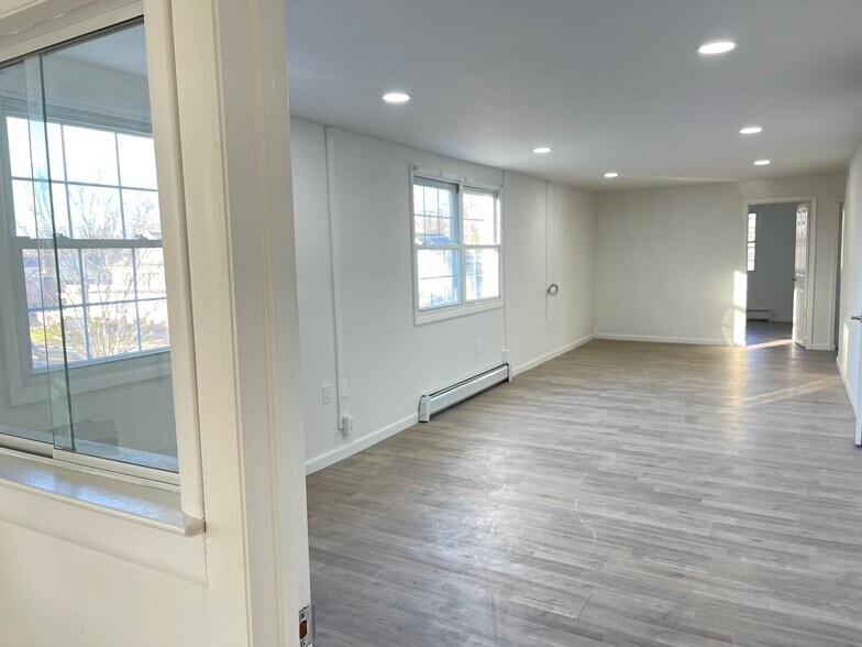 More Photos Of 949 Adelphia-Farmingdale Rd, Howell Loft Creative Space For Sale