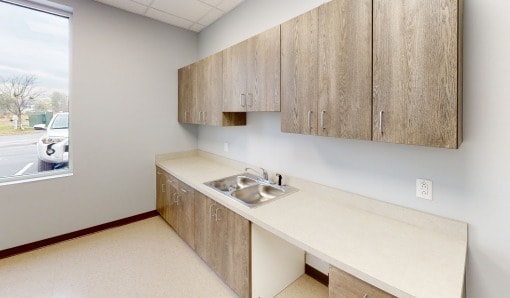 More Photos Of 237 Airport Industrial Dr, Clayton Light Manufacturing For Lease