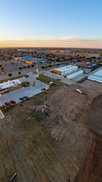 More Photos Of 1791 SW 34th St, Moore Land For Lease