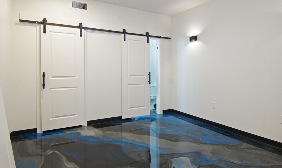 More Photos Of 4300 Burleson Retta Rd, Burleson Office For Lease