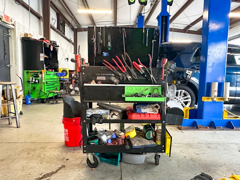 More Photos Of 875 N Cocoa Blvd, Cocoa Auto Dealership For Sale