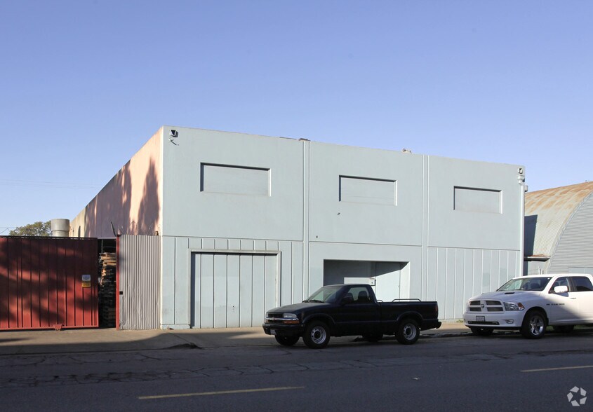 More Photos Of 730 Poinsettia St, Santa Ana Unknown For Lease